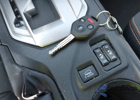 2018 Subaru Crosstrek 2.0I Premium из США, поврежденный, VIN JF2GTADC3JH289234